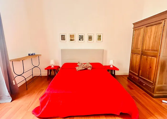 Spacious And Quiet Gemelli Apartment Rom