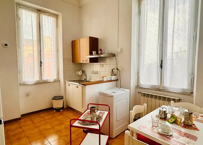 Spacious And Quiet Gemelli Apartment *